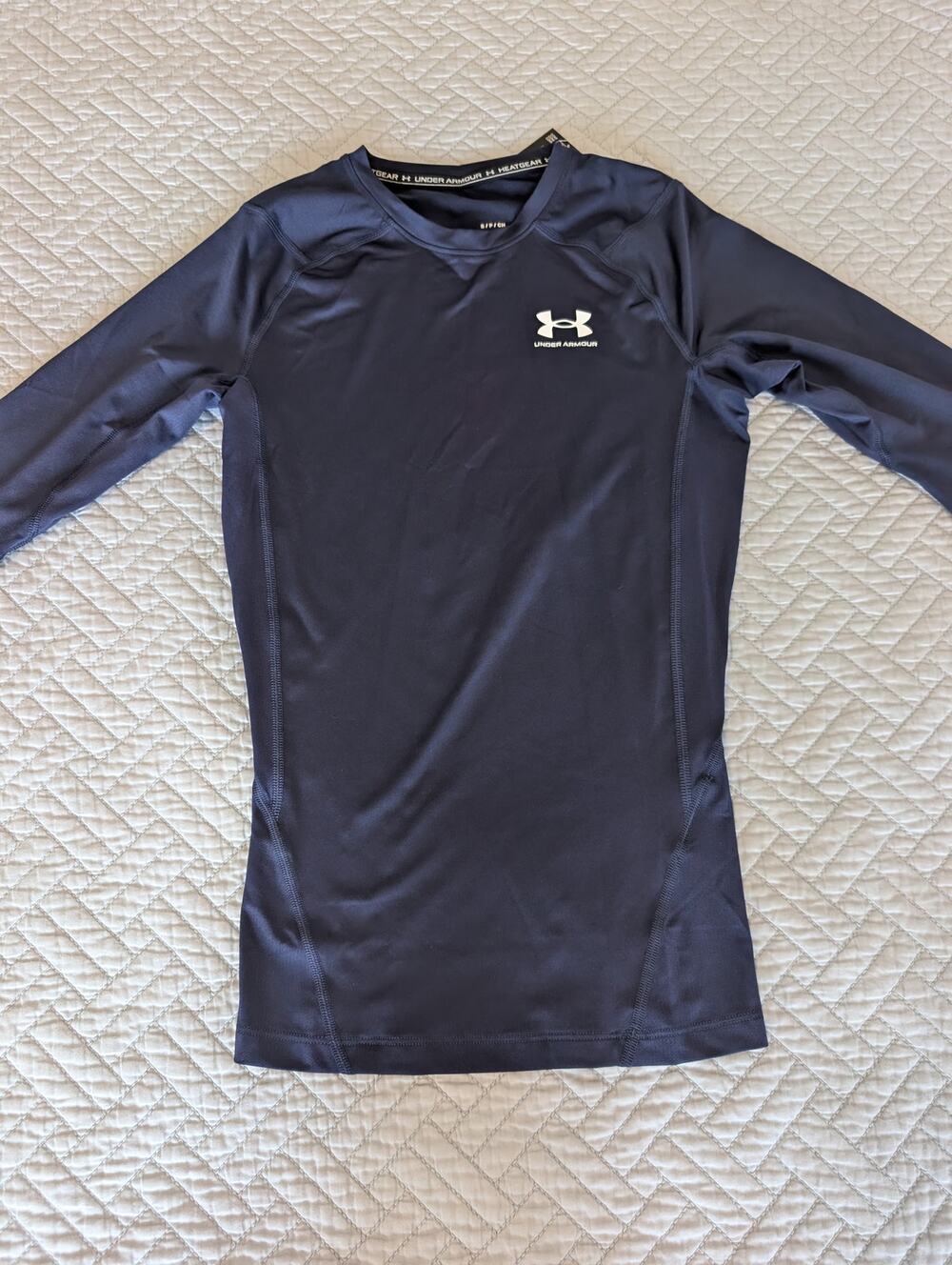 NWT Under Armour Men's Size S Navy Compression Long Sleeved Shirt (0883)